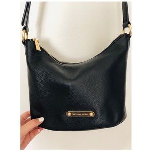 Micheal Kors Black Crossbody Bag